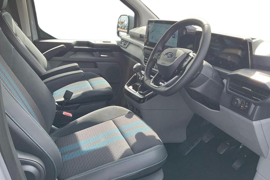 Ford TRANSIT CUSTOM Photo 7dc58b93-5421-48a9-8ea6-3c313786b0a8.jpg