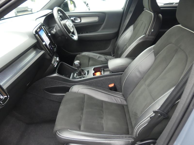 Volvo XC40 Photo 7dcf78f7-1ba0-4952-99f7-2fd8ec4c71ac.jpg
