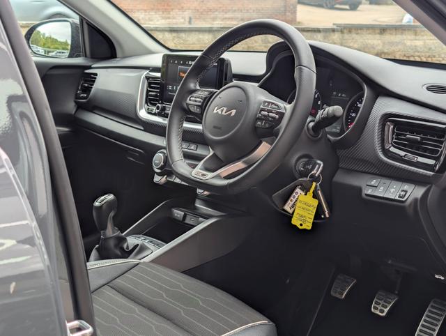 Kia Stonic Photo 7de88e11-c0a9-4971-8327-5e2809aff5f7.jpg