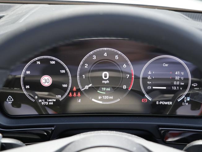 PORSCHE Cayenne Photo 32