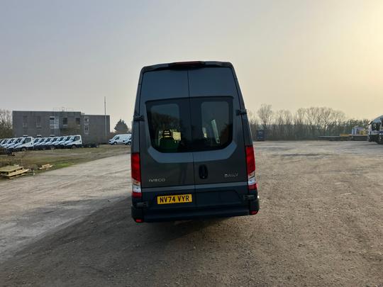 Iveco Daily 35S16V Photo