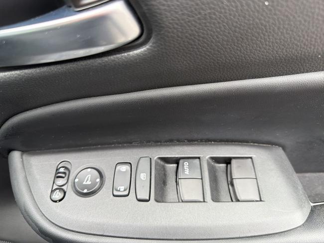 Honda Jazz Photo 7dfed0e9-10d2-41ea-bf7a-2e89f1856fc8.jpg