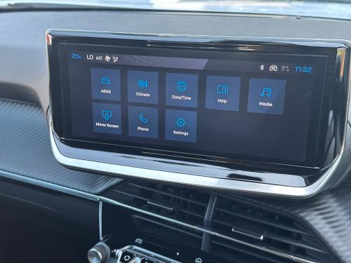 Peugeot 2008 Photo 7e0d0035-01c0-4dad-9d76-c5ada37e4351.jpeg