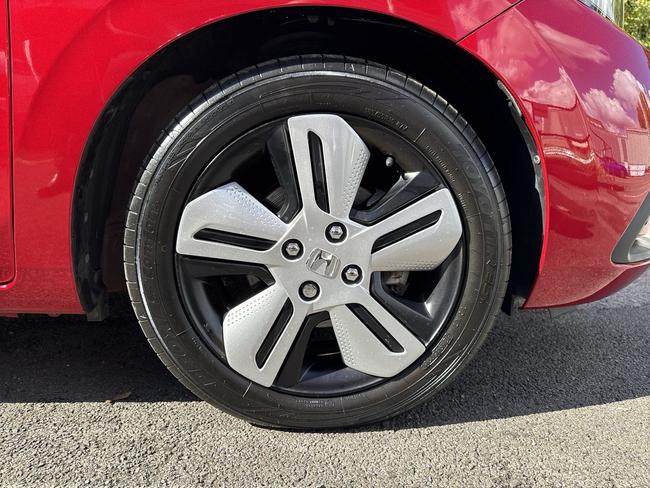 Honda Jazz Photo 7e0f3ff9-e42a-49dc-87e7-a457471cf8c3.jpg