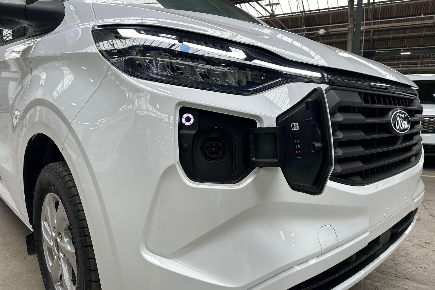 Ford TRANSIT CUSTOM Photo 21