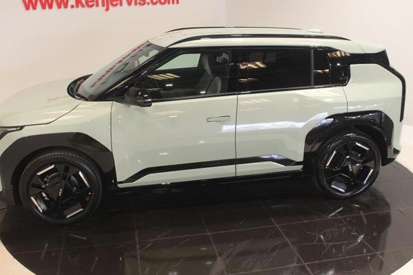 Kia EV3 81.4kWh GT-Line SUV 5dr Electric Auto (201 bhp) Photo 3