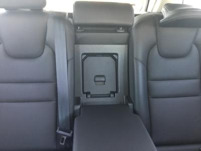 Volvo V60 Cross Country Photo 21