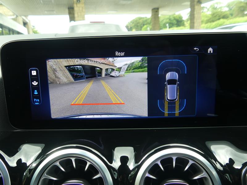 Mercedes-Benz GLA Photo 7e24b21b-d0f2-470f-96de-0d1d06446b78.jpg