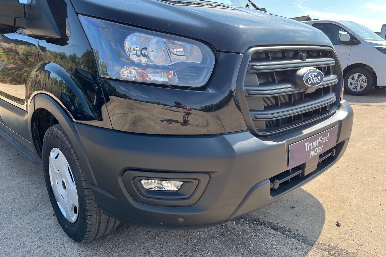 Ford TRANSIT Photo 17