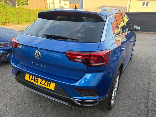 Volkswagen T-Roc Photo 7e2a86bc-8a06-4587-ae16-f6206b183286.jpeg