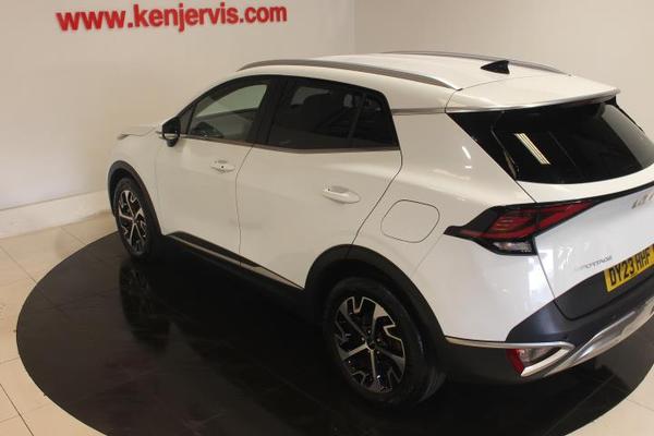 Kia Sportage 1.6 h T-GDi 3 SUV 5dr Petrol Hybrid Auto Euro 6 (s/s) (226 bhp) Photo 4