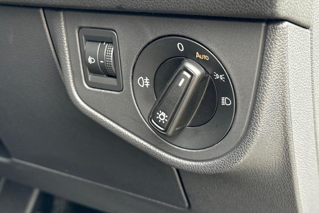 VOLKSWAGEN Polo Photo 26