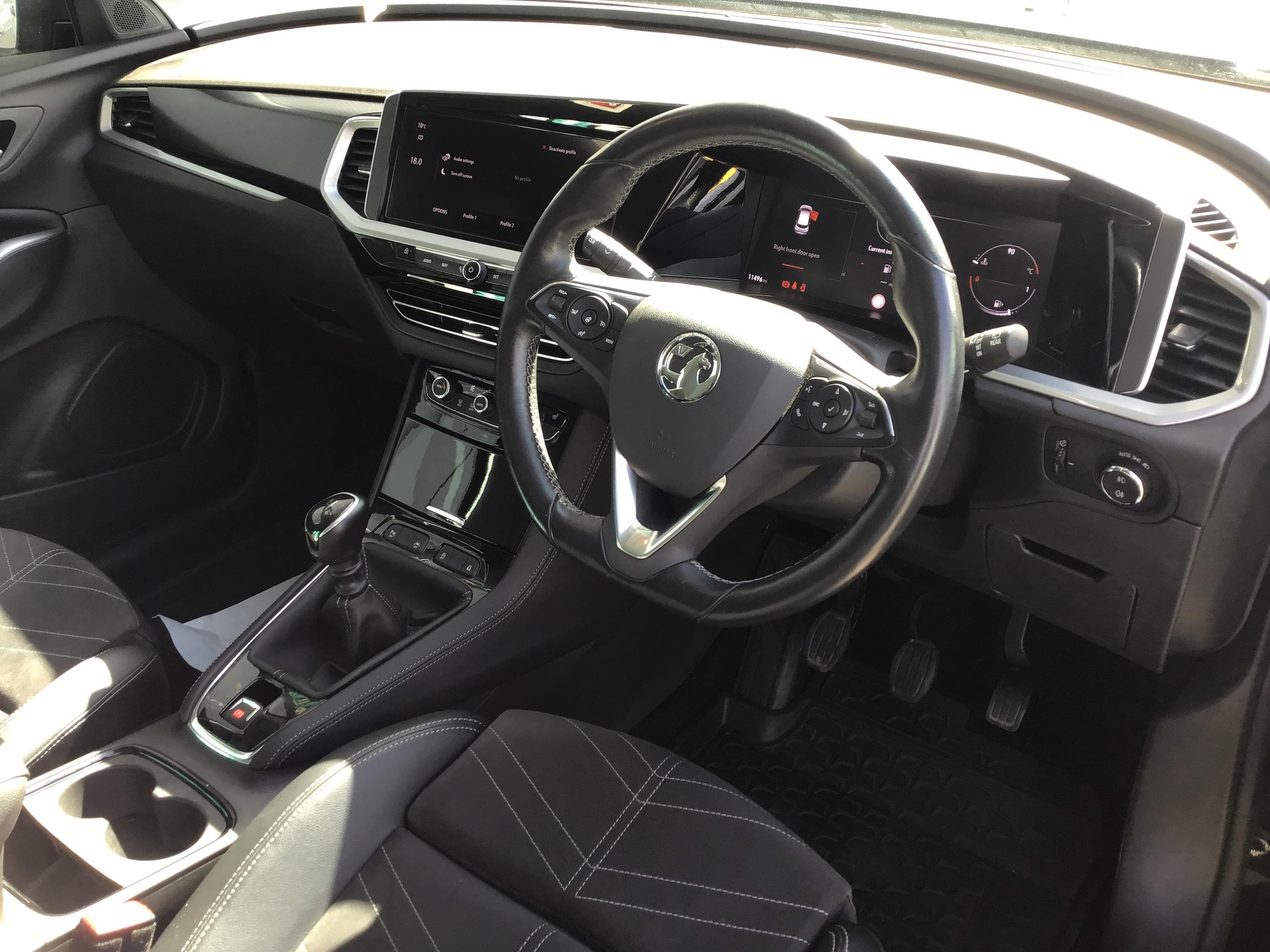 Vauxhall Grandland Photo 11