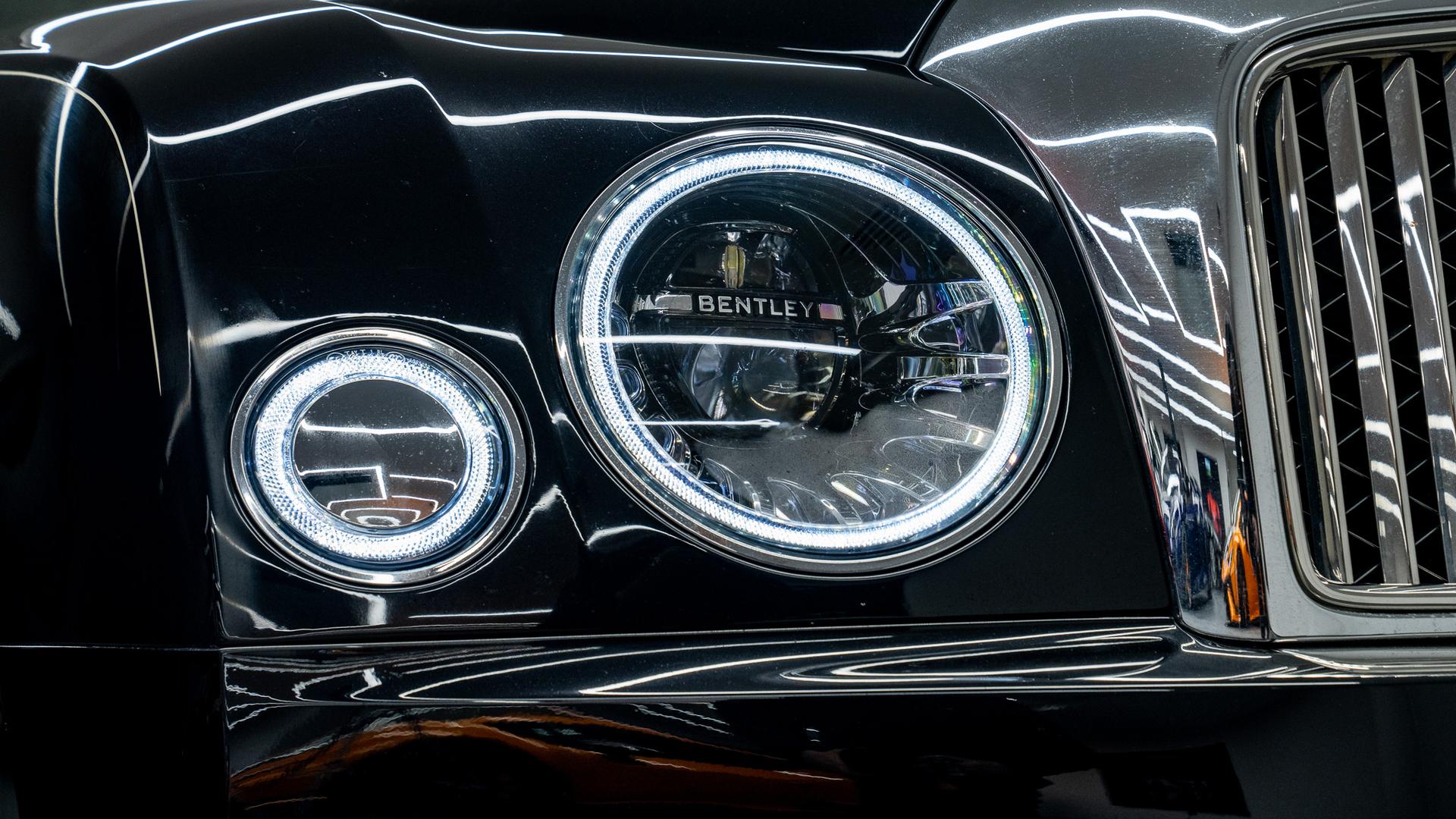Bentley Mulsanne Photo 7ead764a-fa4f-4b40-b642-a50c603f06da.jpg