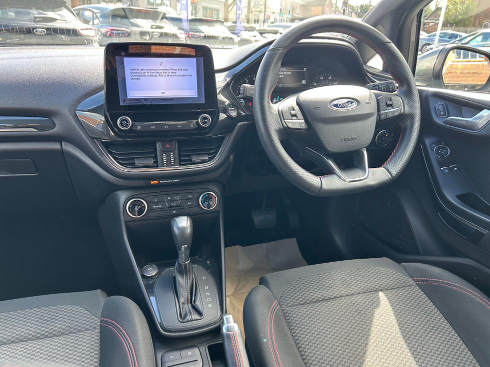 Ford Fiesta Photo 7ead7e9b-8f7e-4f8c-aa33-c24e69f48b2c.jpeg