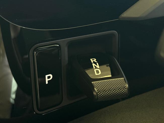 PORSCHE Taycan Photo 42