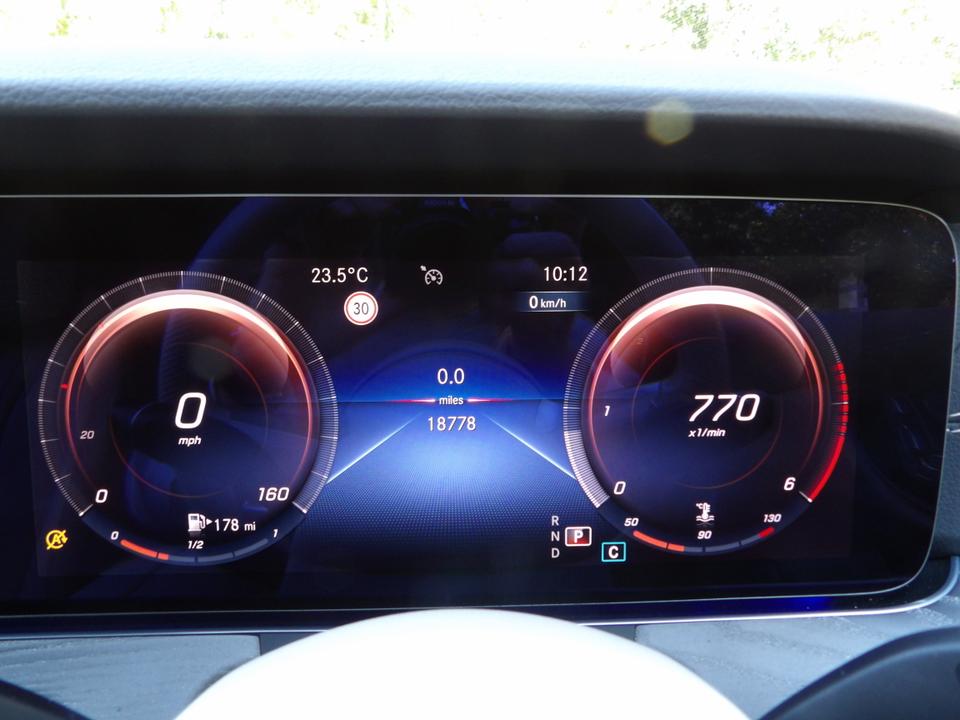 Used Mercedes-Benz E Class YA21ECP 29