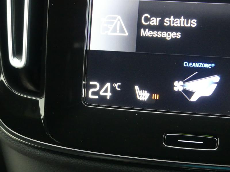 Volvo XC40 Photo 7ecf931f-26ad-4a1c-8808-0d8d85f32a7f.jpg