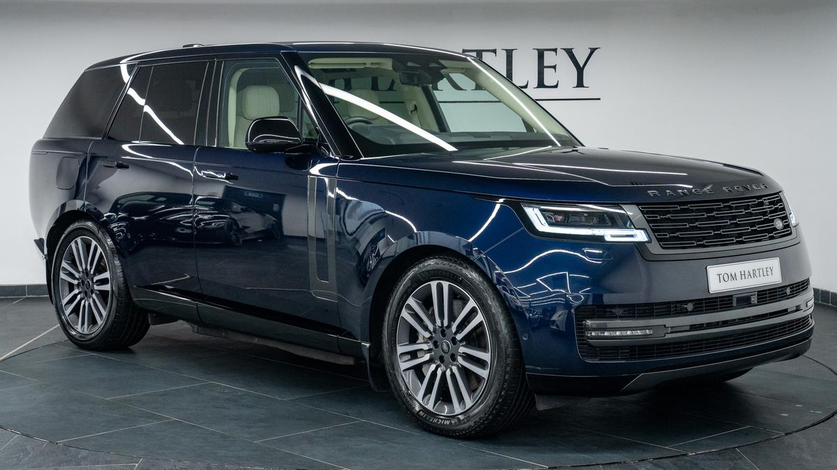 Used 2023 Land Rover Range Rover P440e HSE Portofino Blue Metallic at Tom Hartley