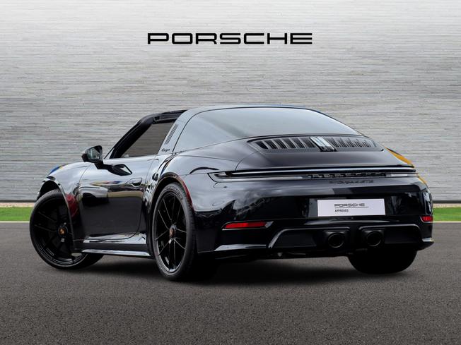 PORSCHE 911 Photo 2