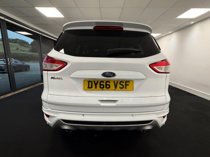 Ford Kuga Photo 7ed29fb2-d3c1-4d2b-9cf6-be7e6030072e.jpg
