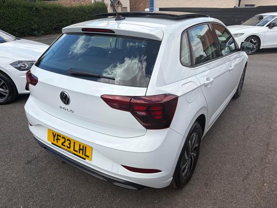 Volkswagen Polo Photo 7ed608e1-5d48-46f5-8311-8eb14a0d3089.jpg