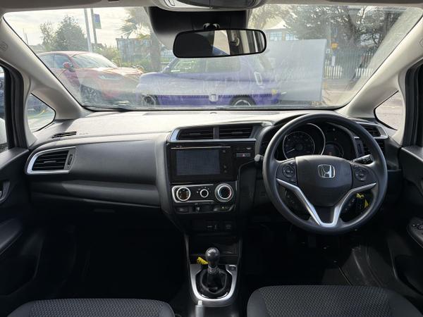 Honda Jazz Photo 3