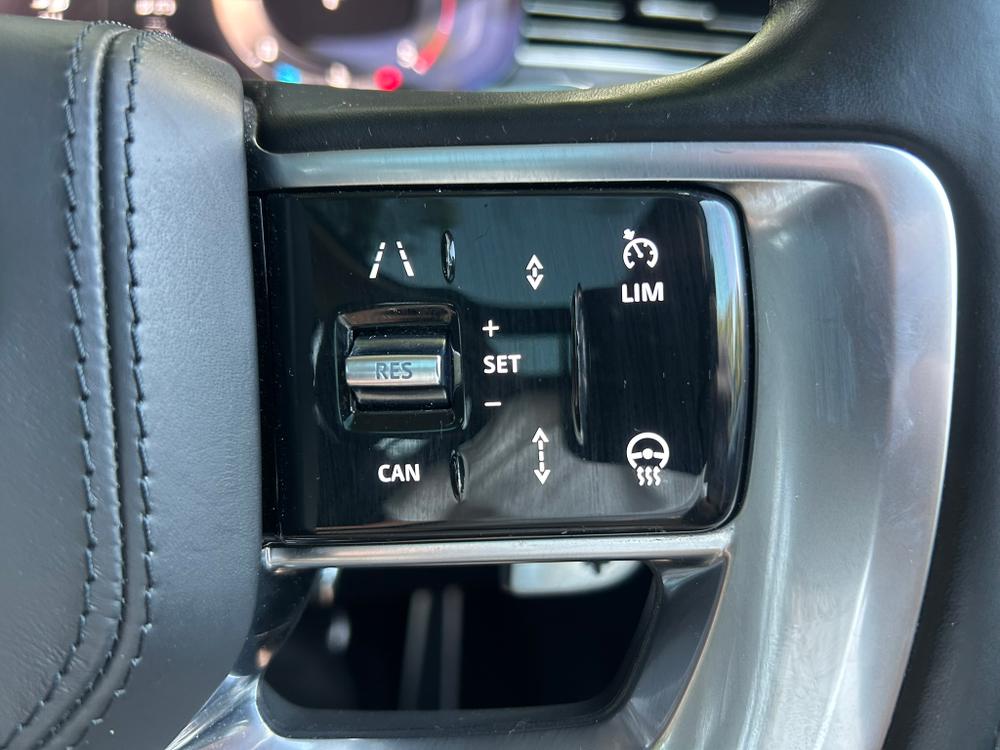 Used Land Rover Range Rover M8KNU 45