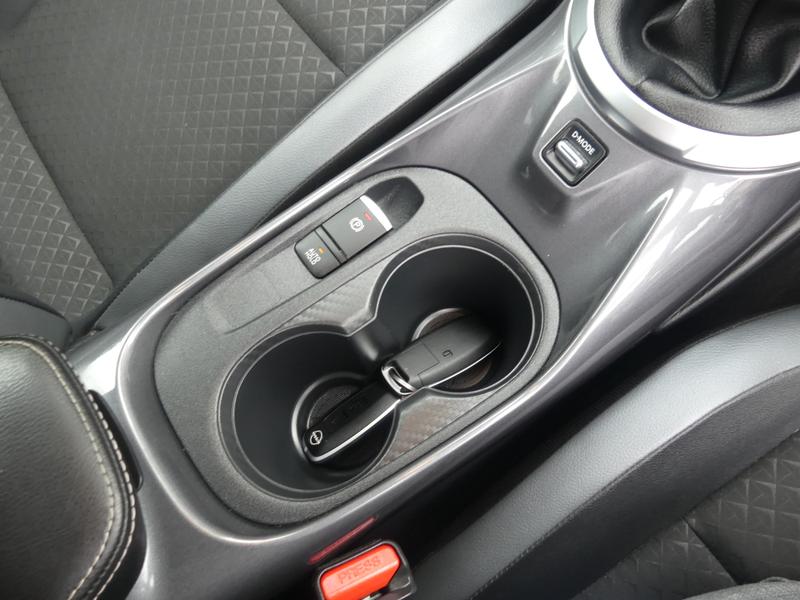 Nissan Juke Photo 7ef5e687-de26-43cb-afb2-514f1f3c2a0e.jpg