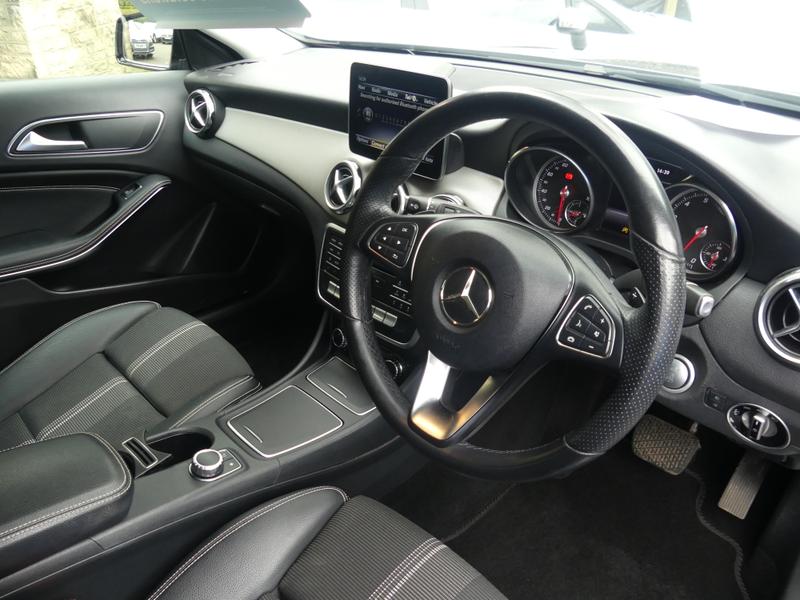 Mercedes-Benz GLA Photo 7effa9e2-40a3-4b80-be60-5c6a957e690a.jpg