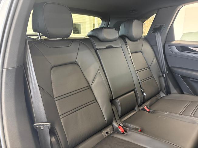 PORSCHE Cayenne Photo 29