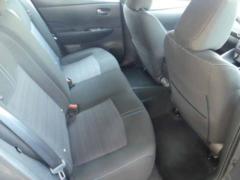 Nissan Leaf Photo 7f0896f4-93e9-4035-8071-9f8449db9dce.jpg
