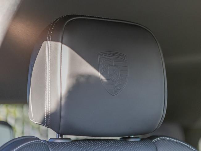 PORSCHE Macan Photo 14