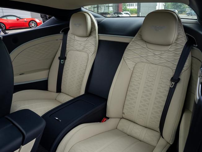 BENTLEY Continental GT  Photo 20
