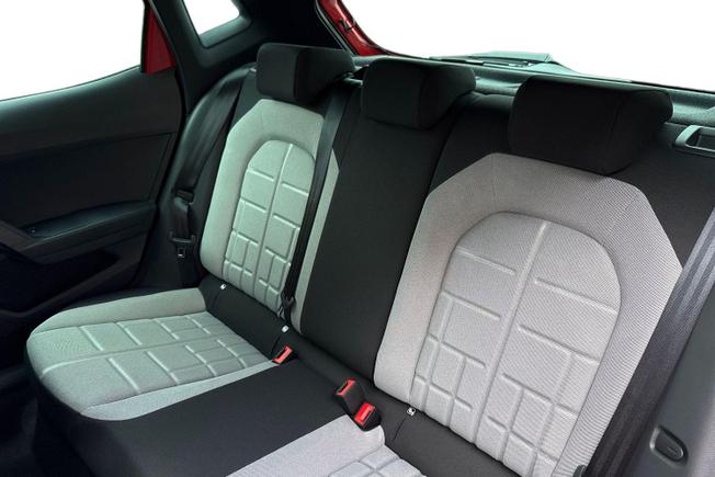 SEAT Ibiza Photo 9