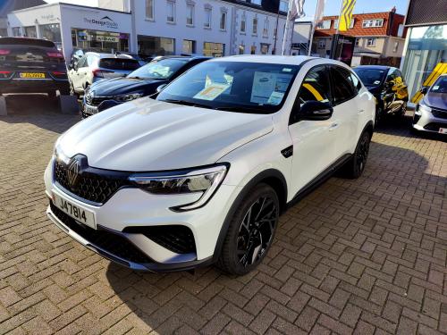 Used 2024 Renault Arkana E-Tech Esprit Alpine 145 BHP Automatic 5 Door SUV Coupe Pearl White Metallic at Bagot Road