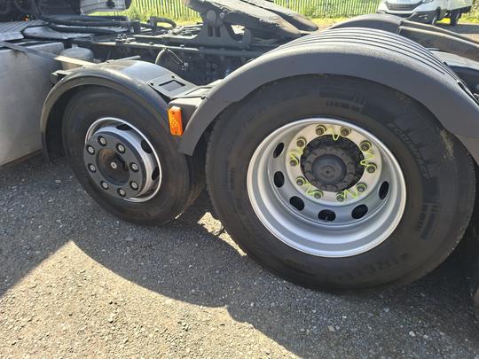 Iveco S-WAY 530hp Photo