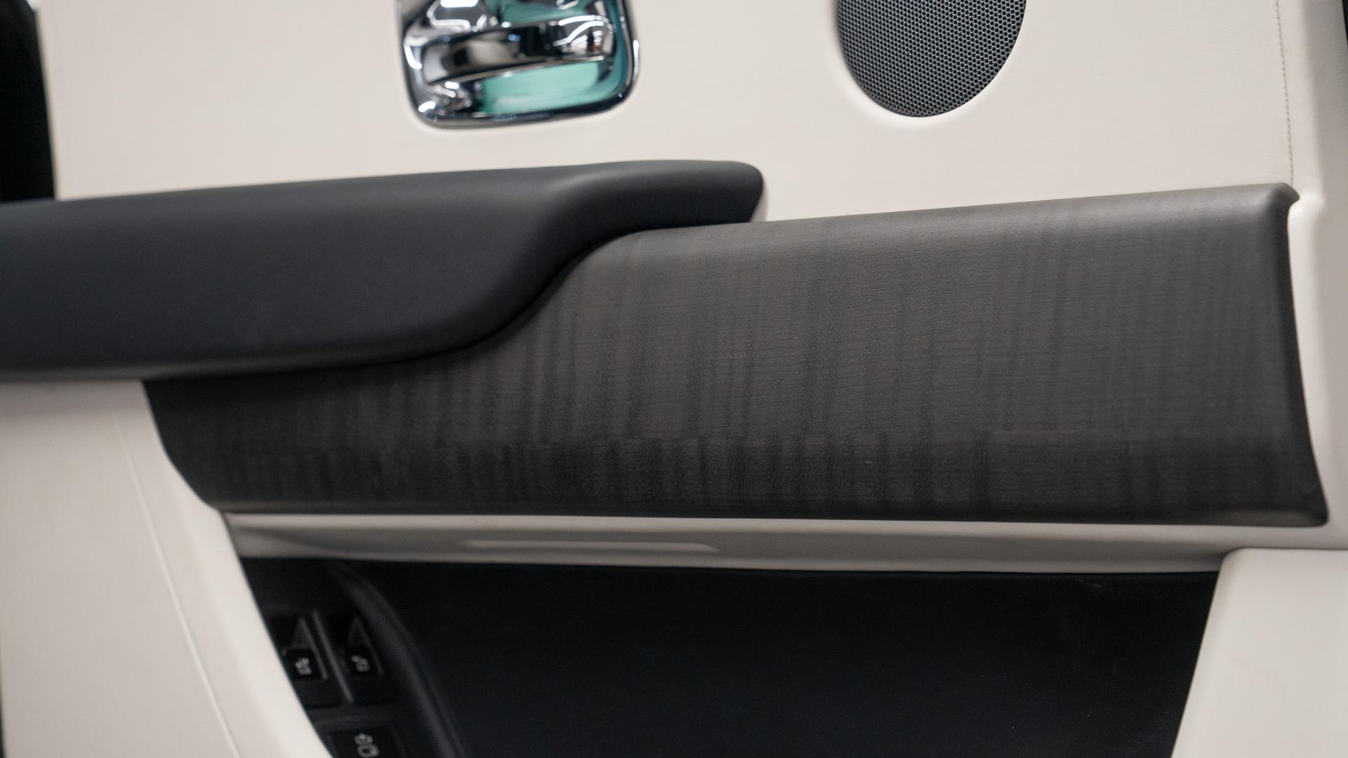 Rolls-Royce Cullinan Photo 7f39cf10-e1ae-4730-b376-3b236dac4f8c.jpg