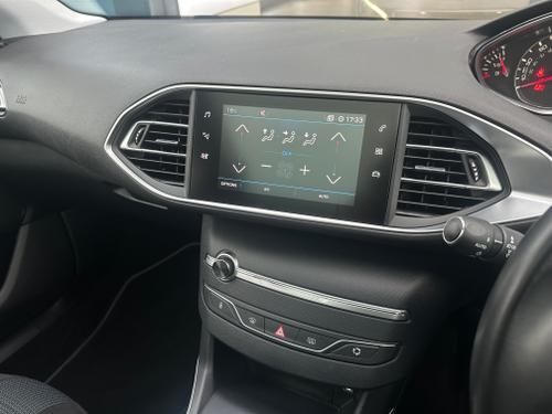 Peugeot 308 SW Photo 7f49167e-ff76-446c-8f7a-db818b302d49.jpeg