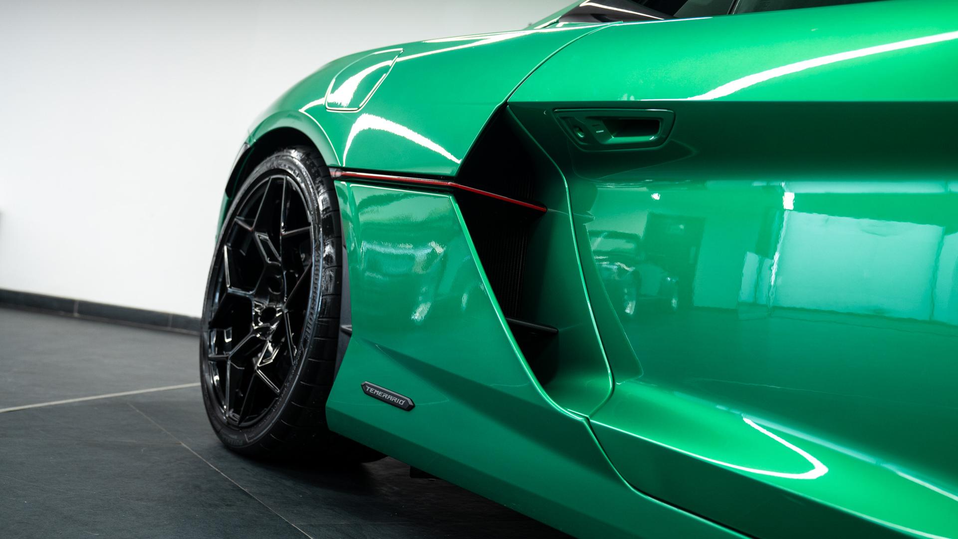 LAMBORGHINI Temerario Photo 7f5a31ae-e489-4593-b8aa-c2a16cd419d5.jpg