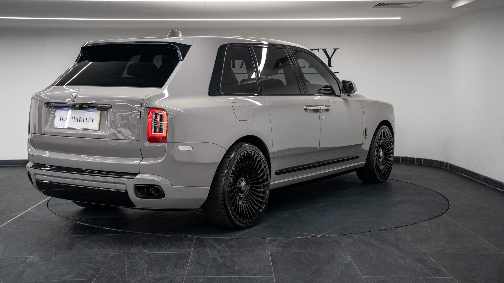 Rolls-Royce Cullinan Photo 7f70c615-dd45-4b94-9d5e-c78eae5d566f.jpg