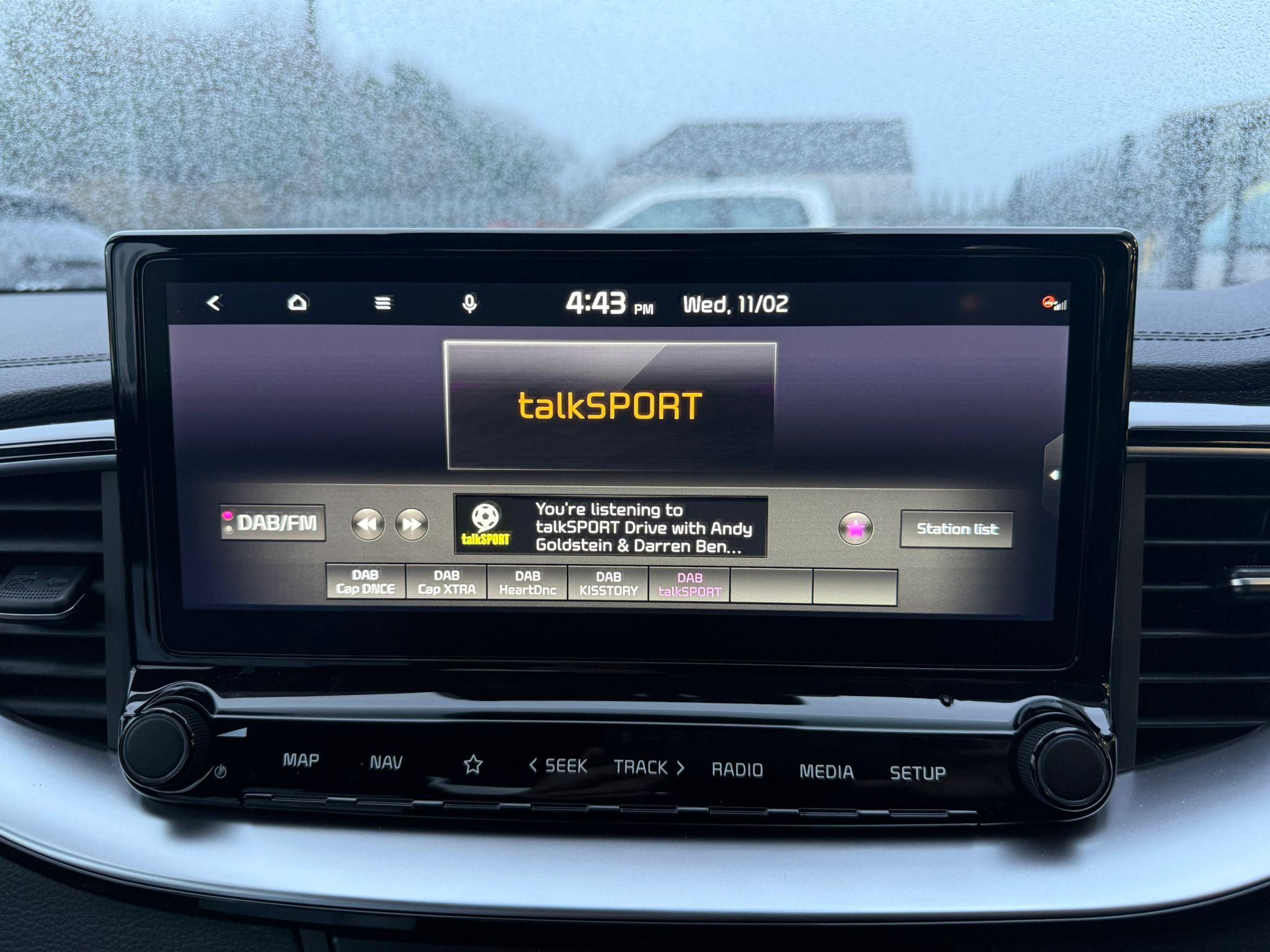 Kia XCeed 1.0 T-GDi 48V MT PURE in Phantom Black £18,994