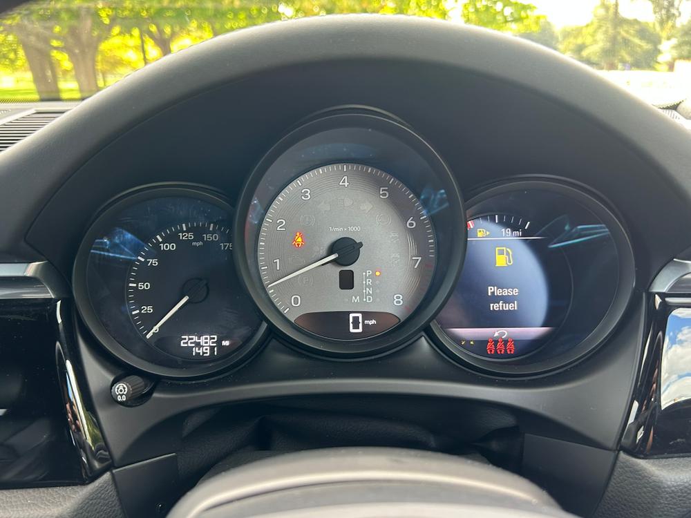Used Porsche Macan YO72UHW 43
