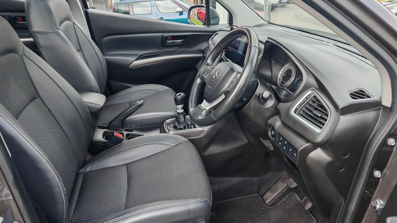Used Suzuki S-Cross WN72HJG 10