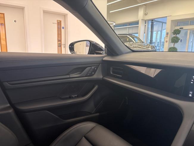 PORSCHE Taycan Photo 37