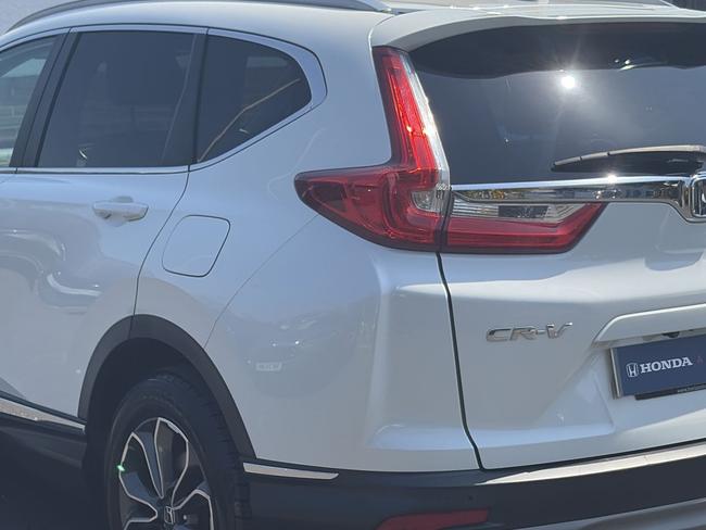 Honda CR-V Photo 7f893ffc-b593-4877-9839-f5b98db73263.jpg