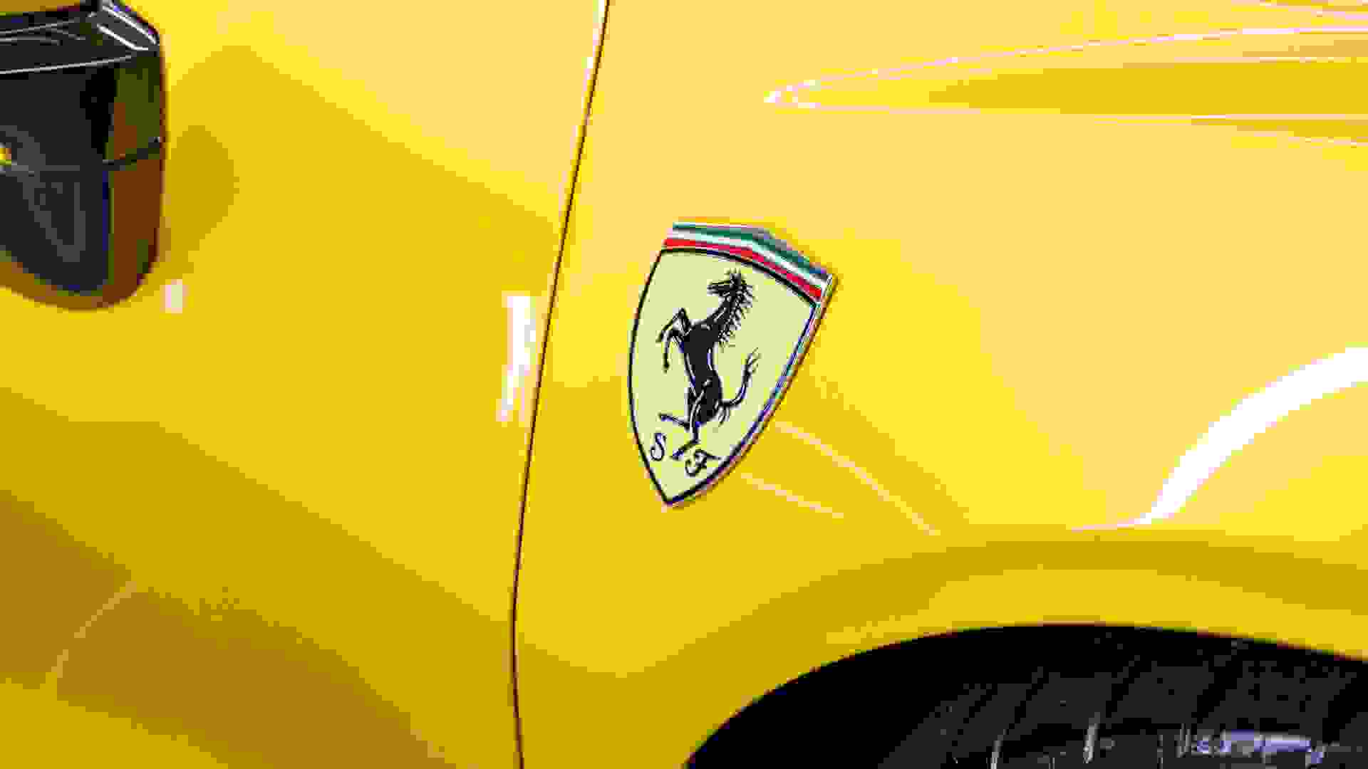 Ferrari SF90 Stradale Photo 7f9dea18-2869-429a-b720-cd93bc063b5f.jpg