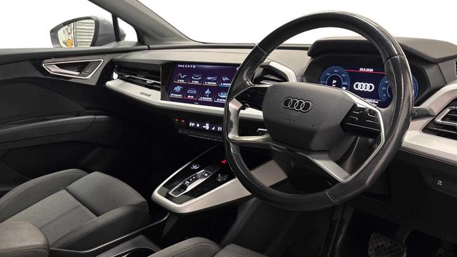 Audi Q4 E-Tron Photo 6