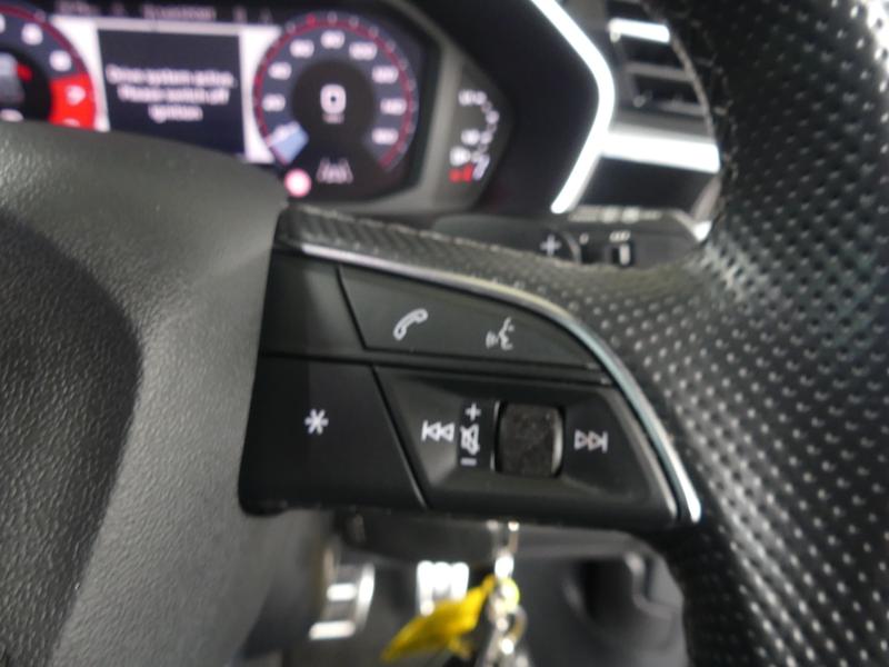 Audi Q3 Photo 7fa2ce3b-a544-4fc2-94ea-56715a0ca531.jpg
