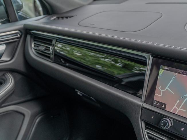 PORSCHE Macan Photo 30